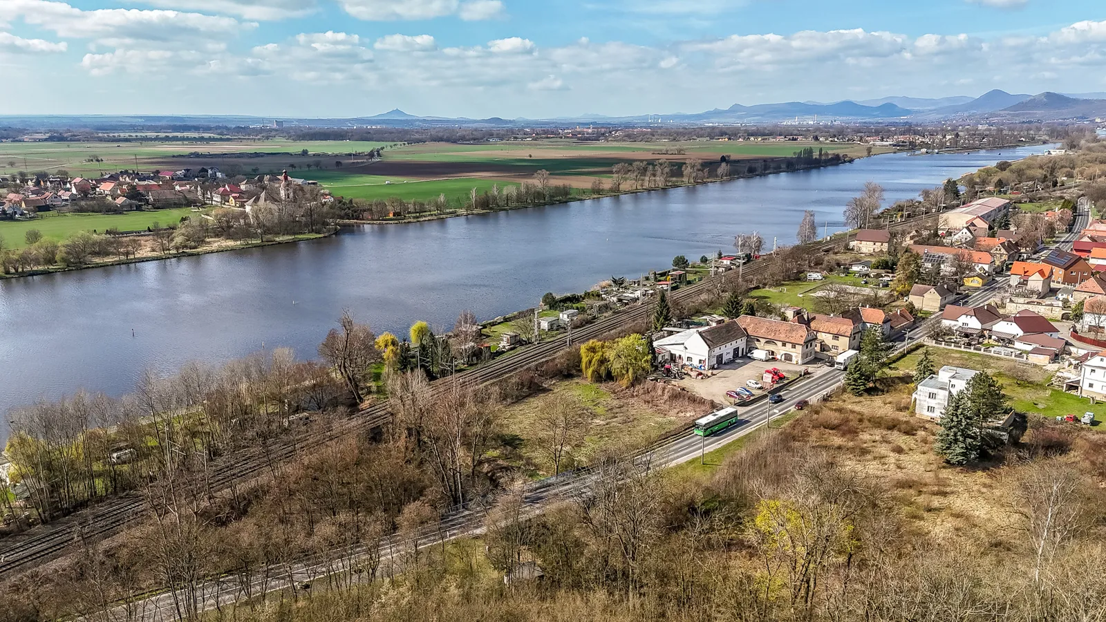 Prodej zahrady, 1122m2, Křešice